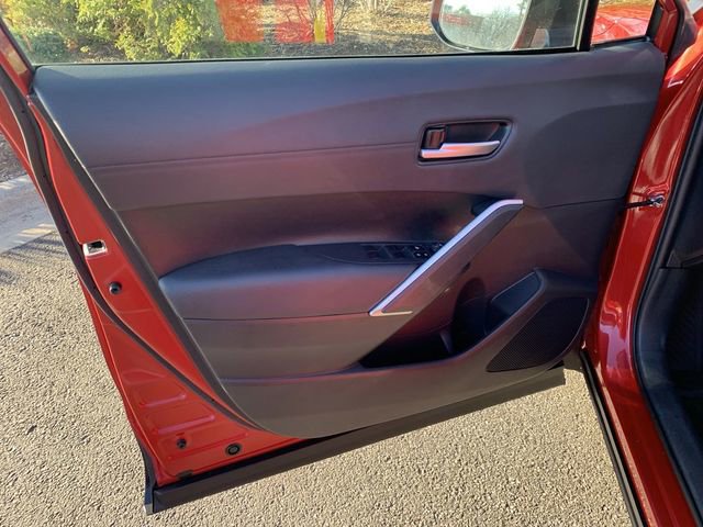 Certified 2023 Toyota Corolla Cross XLE image 17