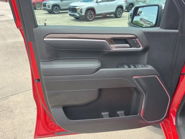 Used 2022 Chevrolet Silverado 1500 LT image 12