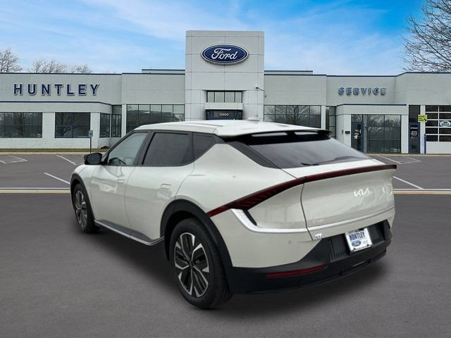 Used 2024 Kia EV6 Light AWD/4WD image 6