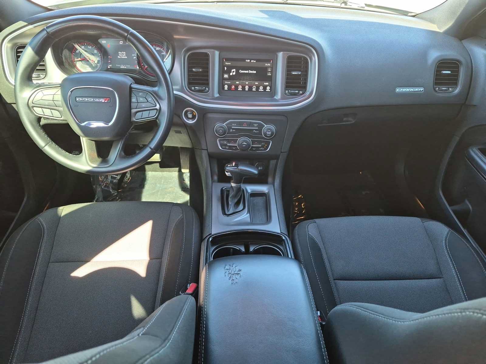 Used 2022 Dodge Charger SXT w/ Blacktop Package RWD image 15