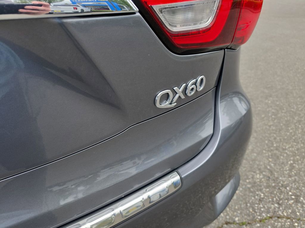 Used 2017 INFINITI QX60 Luxe w/ Premium Plus Package AWD/4WD image 37
