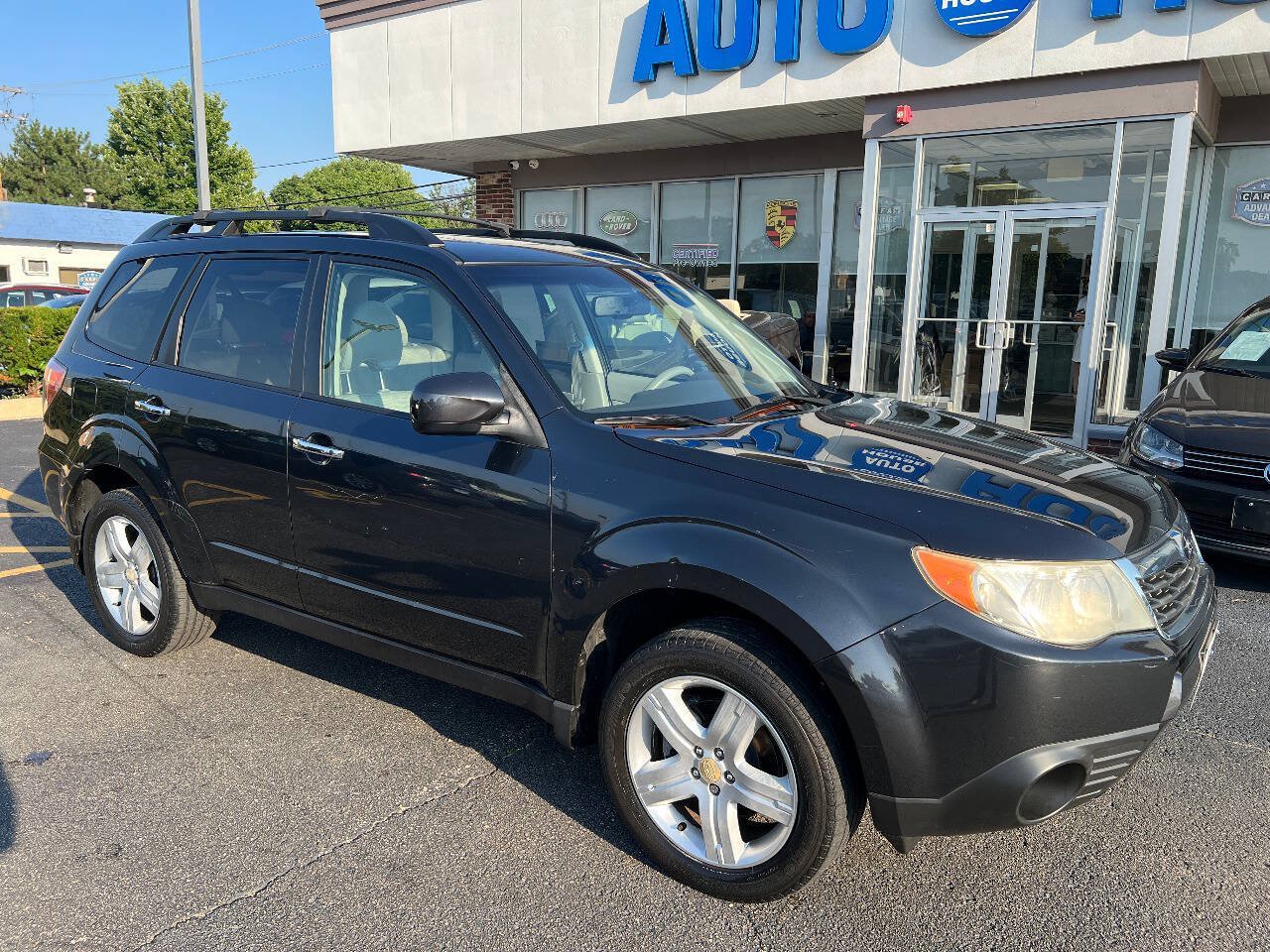 Used 2010 Subaru Forester 2.5X Premium w/ Popular Equipment Group 7B AWD/4WD image 4