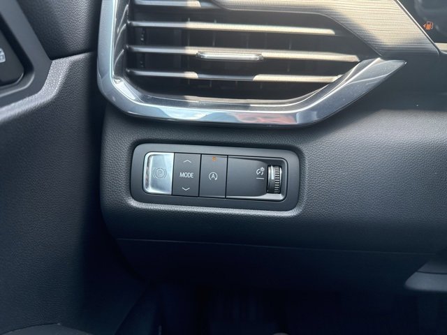 New 2025 GMC Acadia Elevation w/ Elevation Premium Package image 8