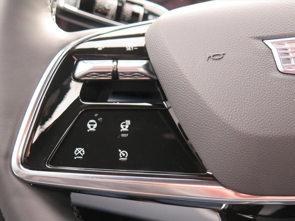 New 2026 Cadillac Lyriq Premium Luxury image 19