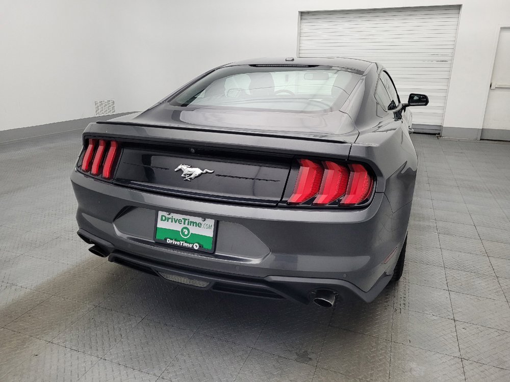 Used 2019 Ford Mustang Premium RWD image 7