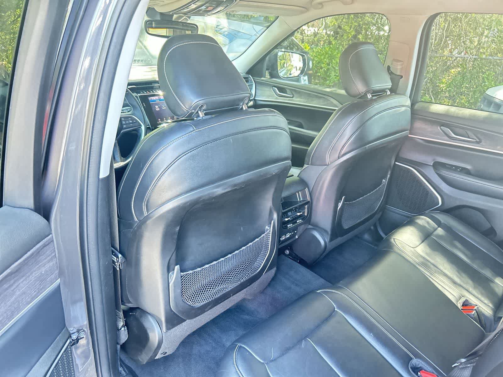 Used 2022 Jeep Grand Cherokee Limited RWD image 12