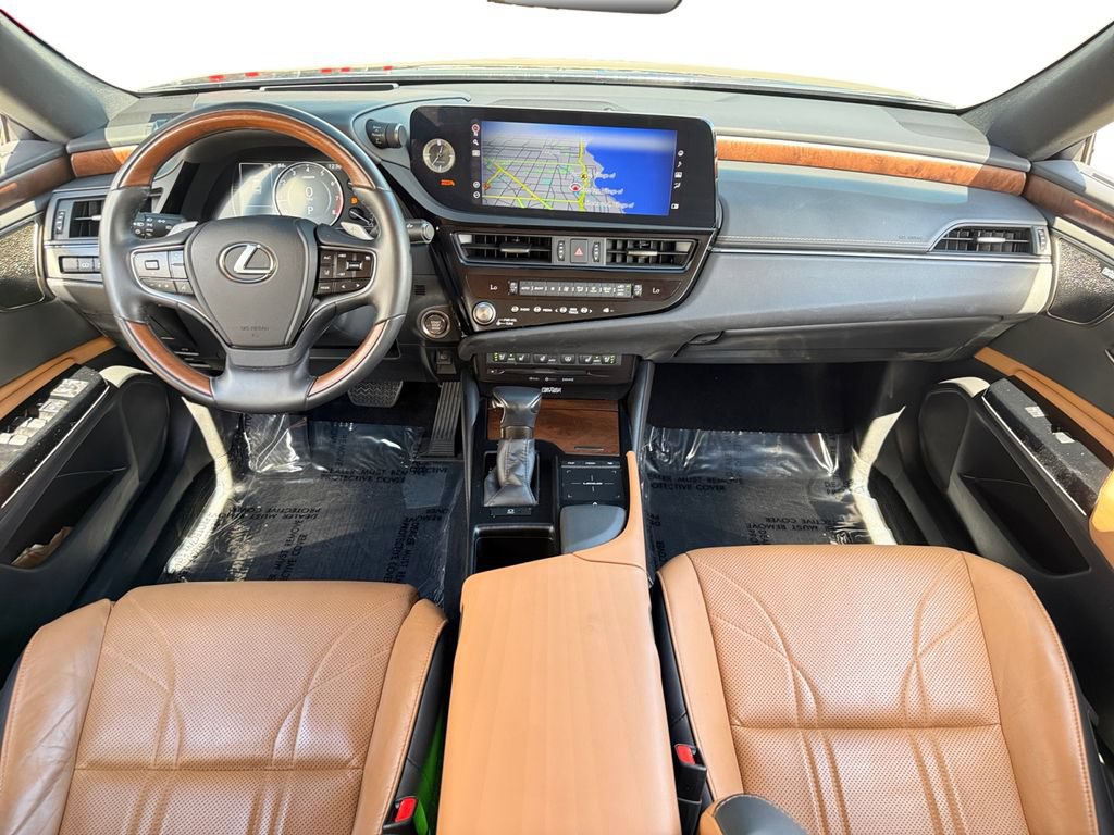 Used 2022 Lexus ES 350 Ultra Luxury w/ Accessory Package 2 FWD image 15