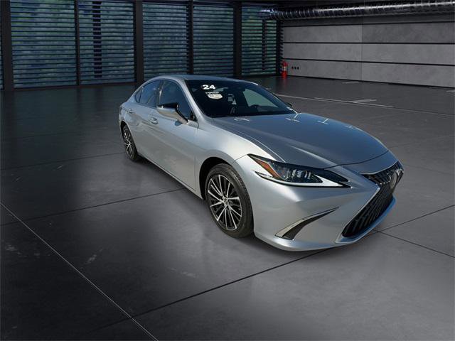 Certified 2024 Lexus ES 350 w/ Premium Package image 2