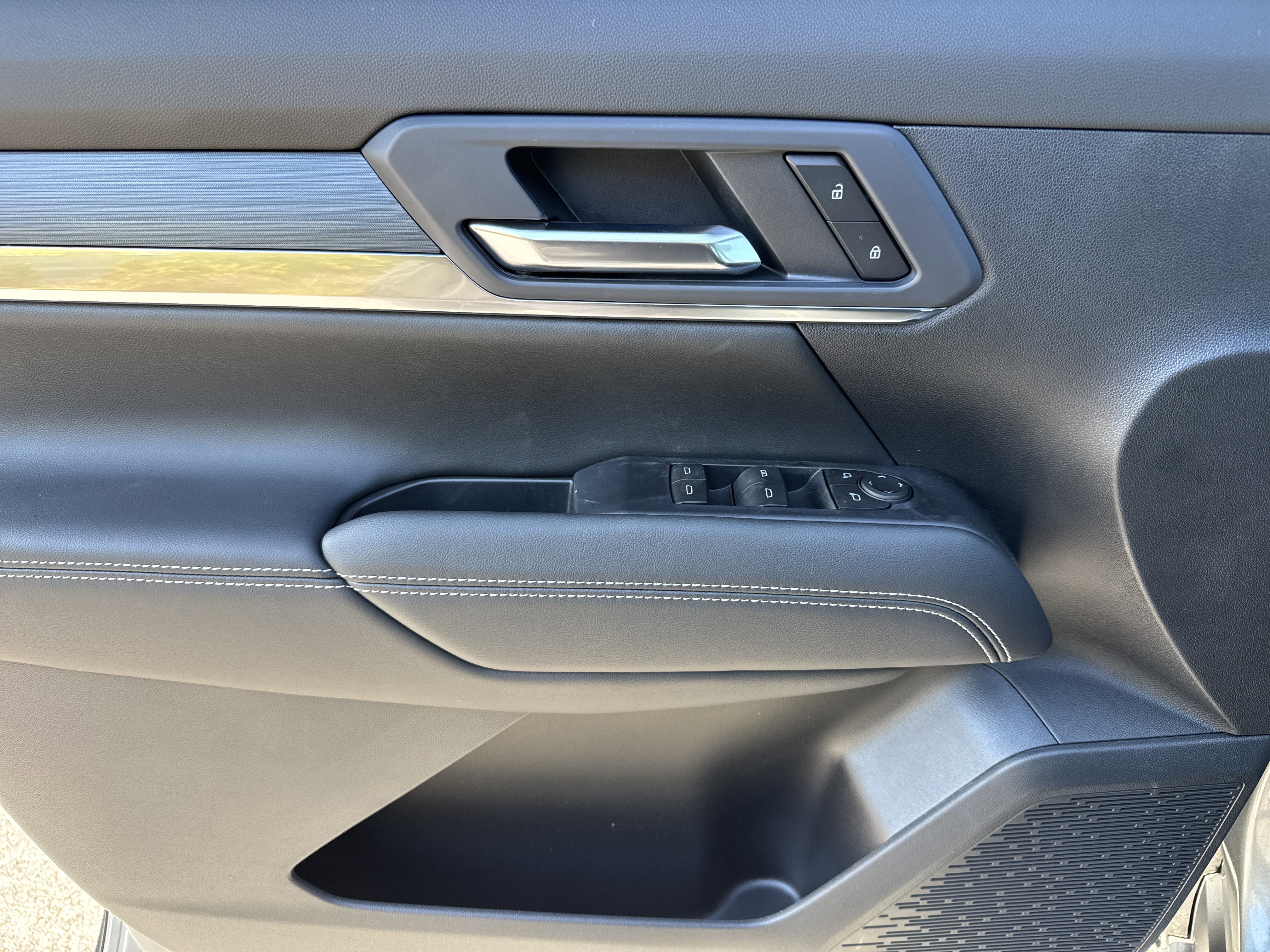 New 2026 GMC Terrain Elevation w/ Black Edition image 14