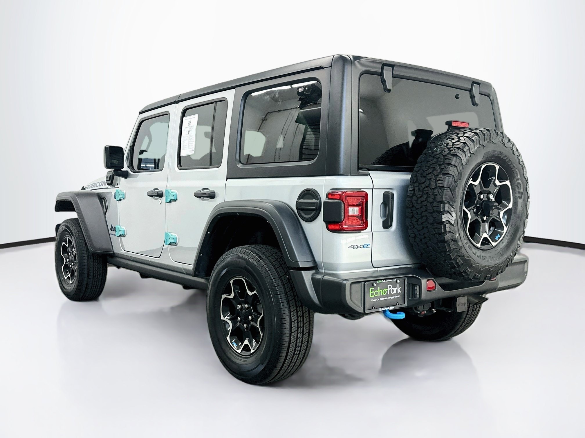 Used 2023 Jeep Wrangler Unlimited Rubicon 4xe AWD/4WD image 5