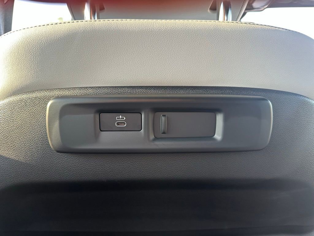 Certified 2023 BMW X5 M50i w/ Climate Comfort Package image 24