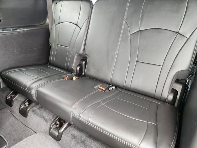 Used 2021 Buick Enclave Avenir w/ Avenir Technology Package image 31