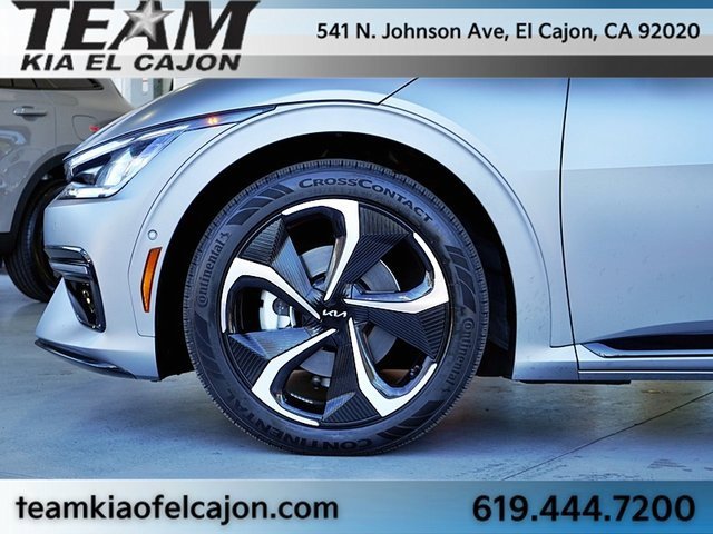 Used 2023 Kia EV6 GT-Line w/ GT-Line Suede Seat Package image 7