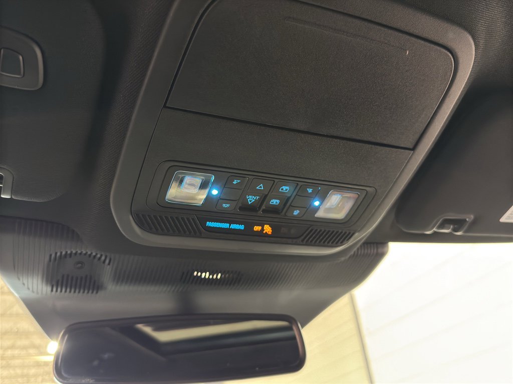 Used 2025 Ford Explorer ST image 40