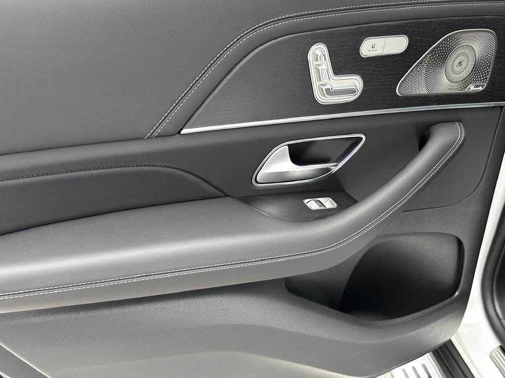 New 2026 Mercedes-Benz GLS 63 AMG 4MATIC image 25