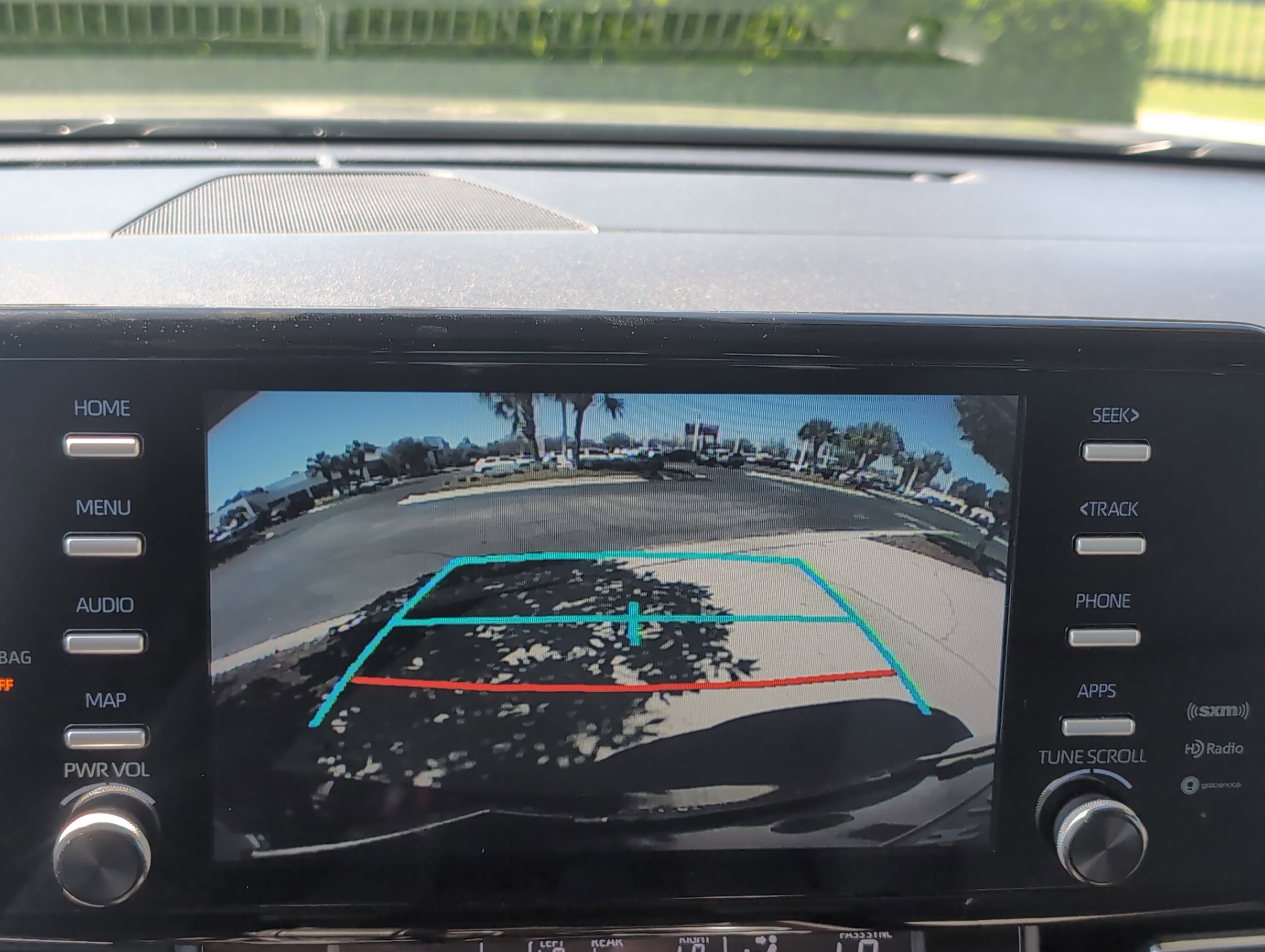 Certified 2024 Toyota Sienna XLE FWD image 23