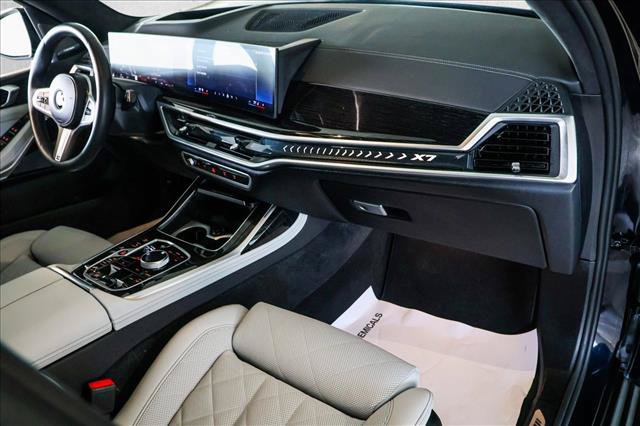 Certified 2026 BMW X7 xDrive40i AWD/4WD image 26