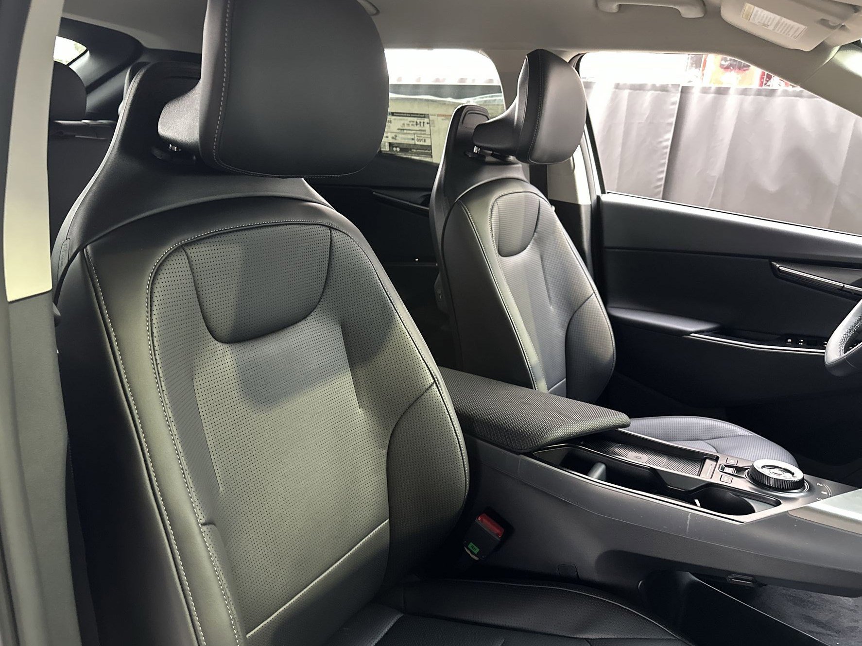 New 2025 Kia EV6 Wind image 25