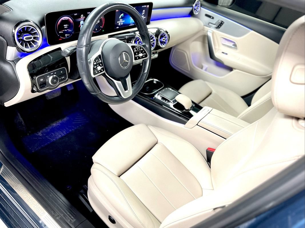 Used 2020 Mercedes-Benz A 220 4MATIC w/ Premium Package image 17