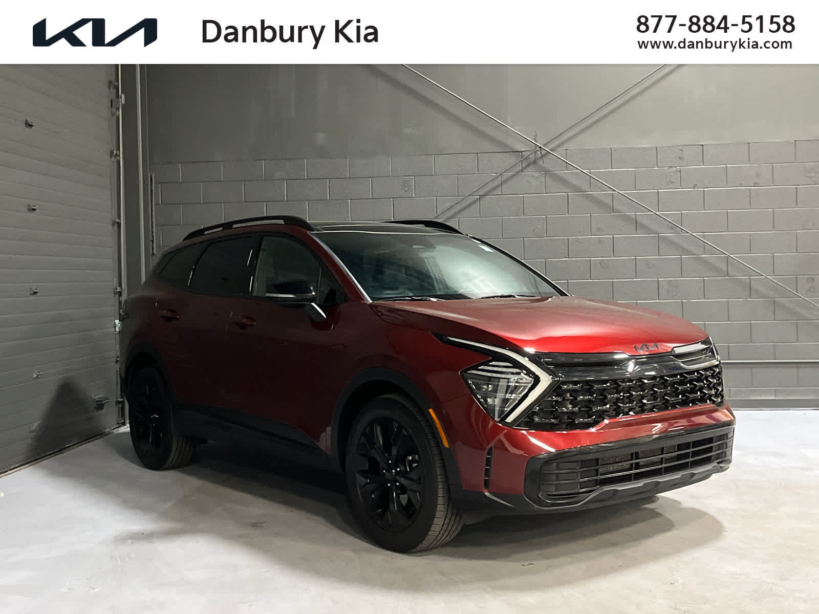 Used 2025 Kia Sportage X-Line w/ Premium Package AWD/4WD image 1