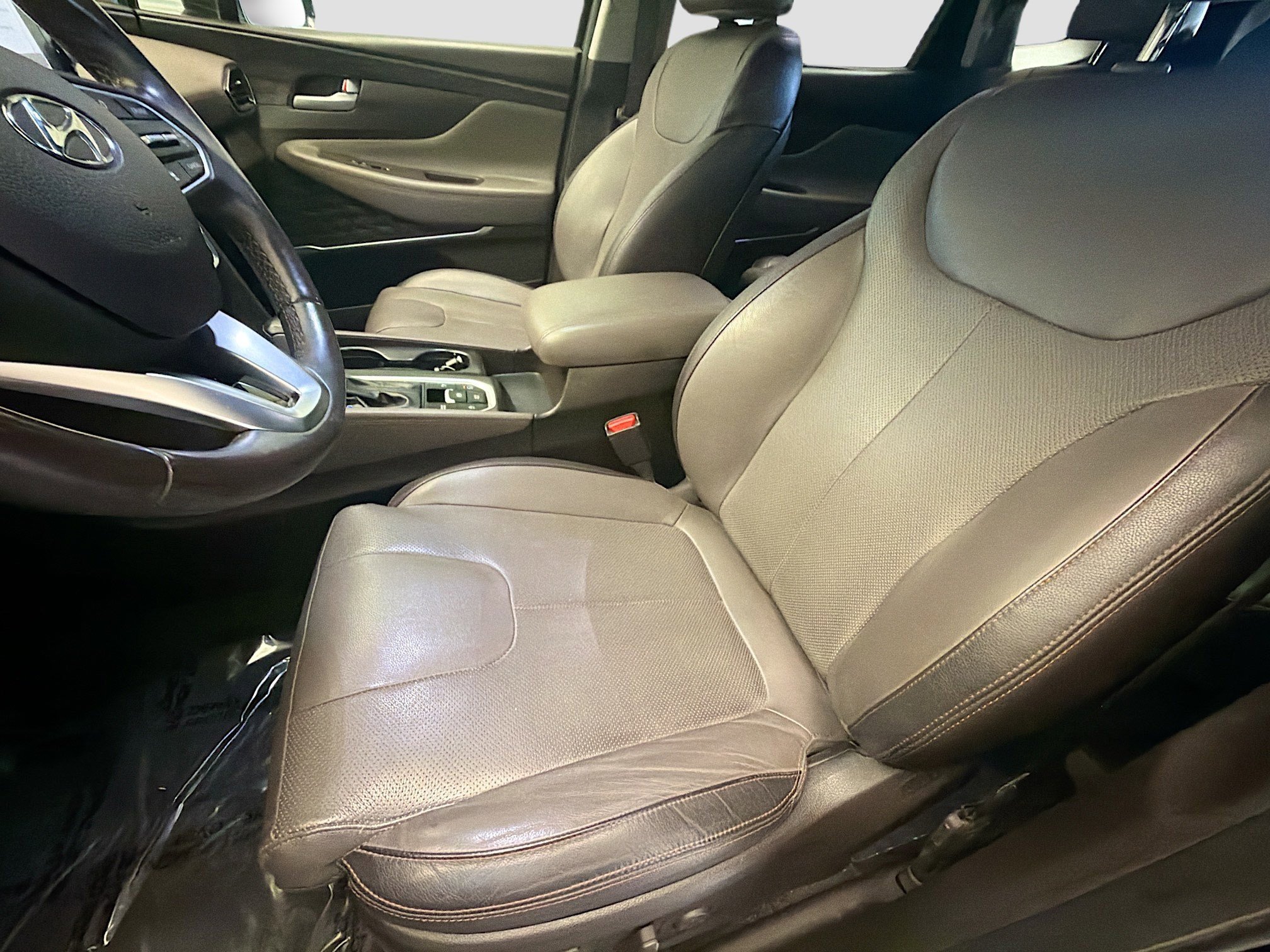 Used 2019 Hyundai Santa Fe FWD image 11