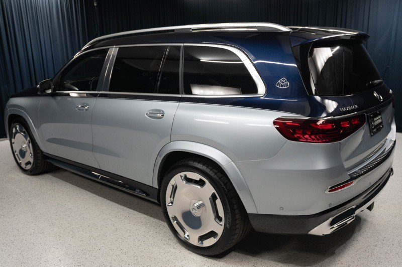 New 2026 Mercedes-Benz Maybach GLS 600 4MATIC image 7