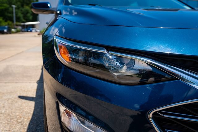 Used 2021 Chevrolet Malibu LT FWD image 20
