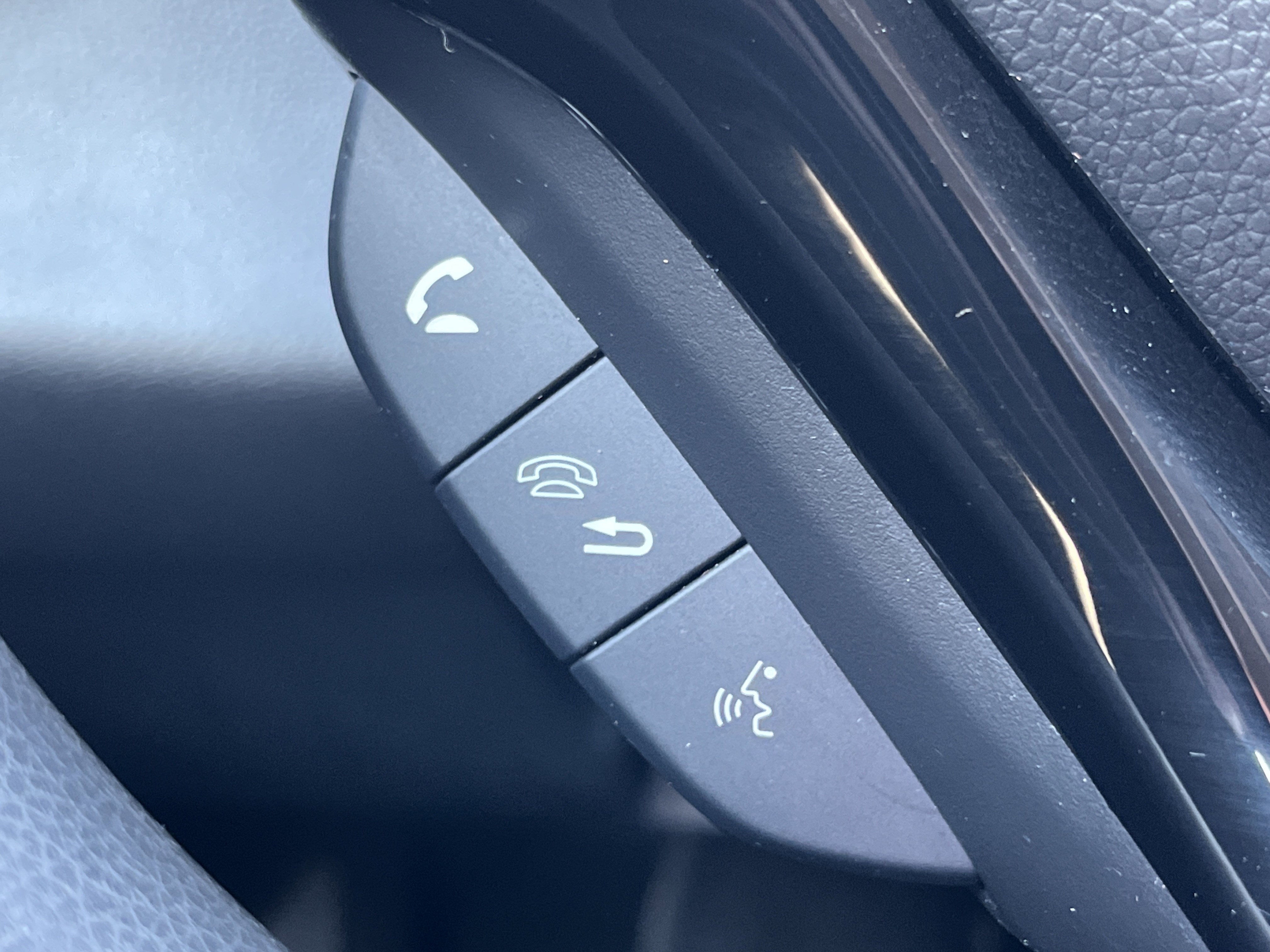 Certified 2020 Honda HR-V LX image 12