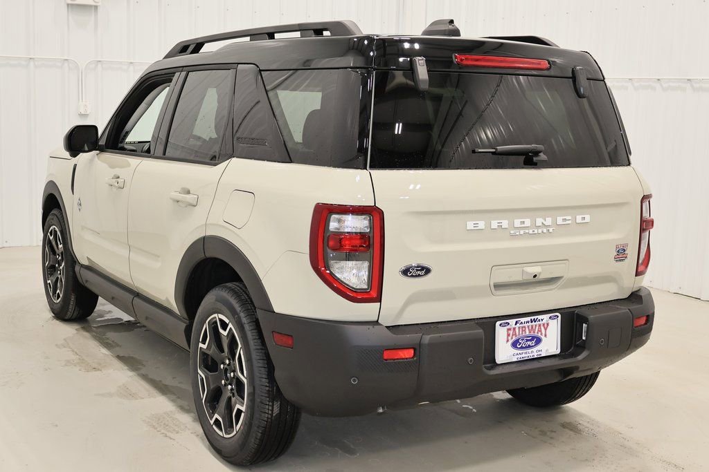 New 2025 Ford Bronco Sport Outer Banks w/ Outer Banks Tech Package+ image 6