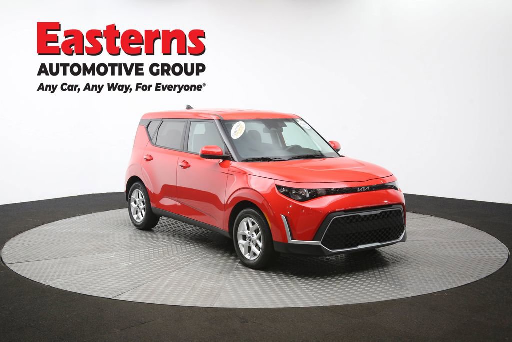 Used 2025 Kia Soul LX w/ LX Technology Package image 49