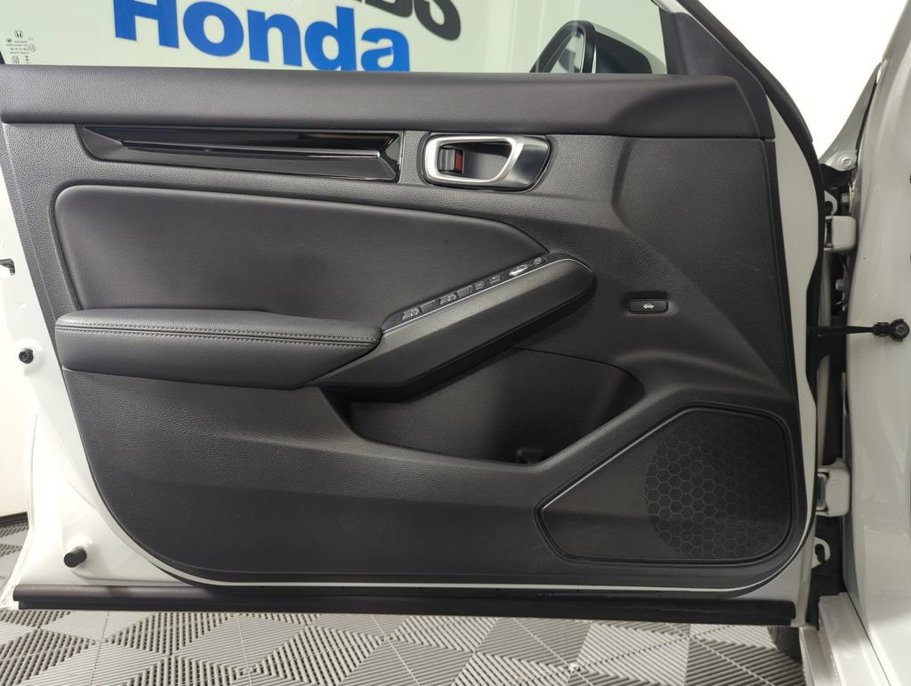 Certified 2024 Honda Civic Touring image 9