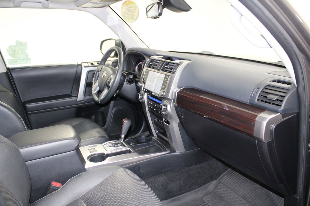 Used 2022 Toyota 4Runner Limited image 31