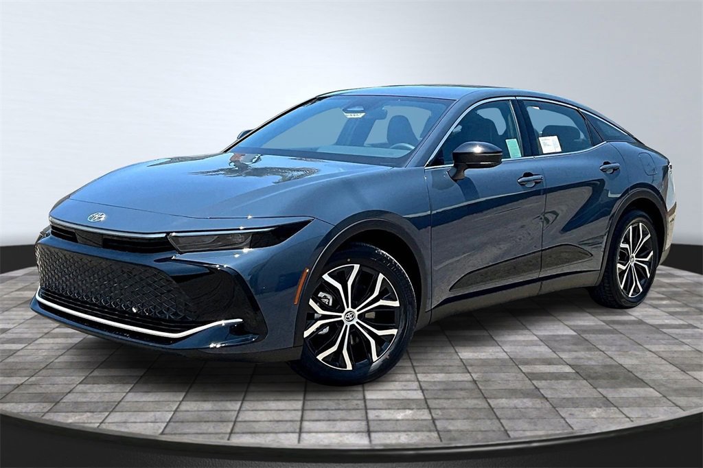 New 2026 Toyota Crown XLE image 2