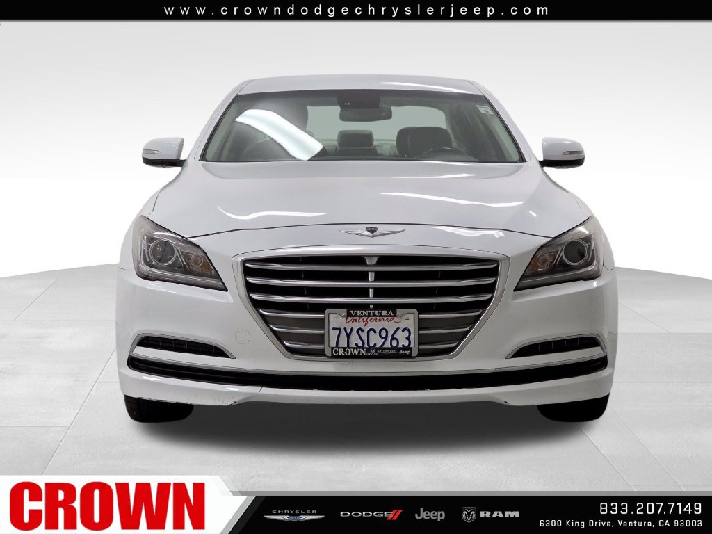 Used 2016 Hyundai Genesis 3.8 RWD image 2