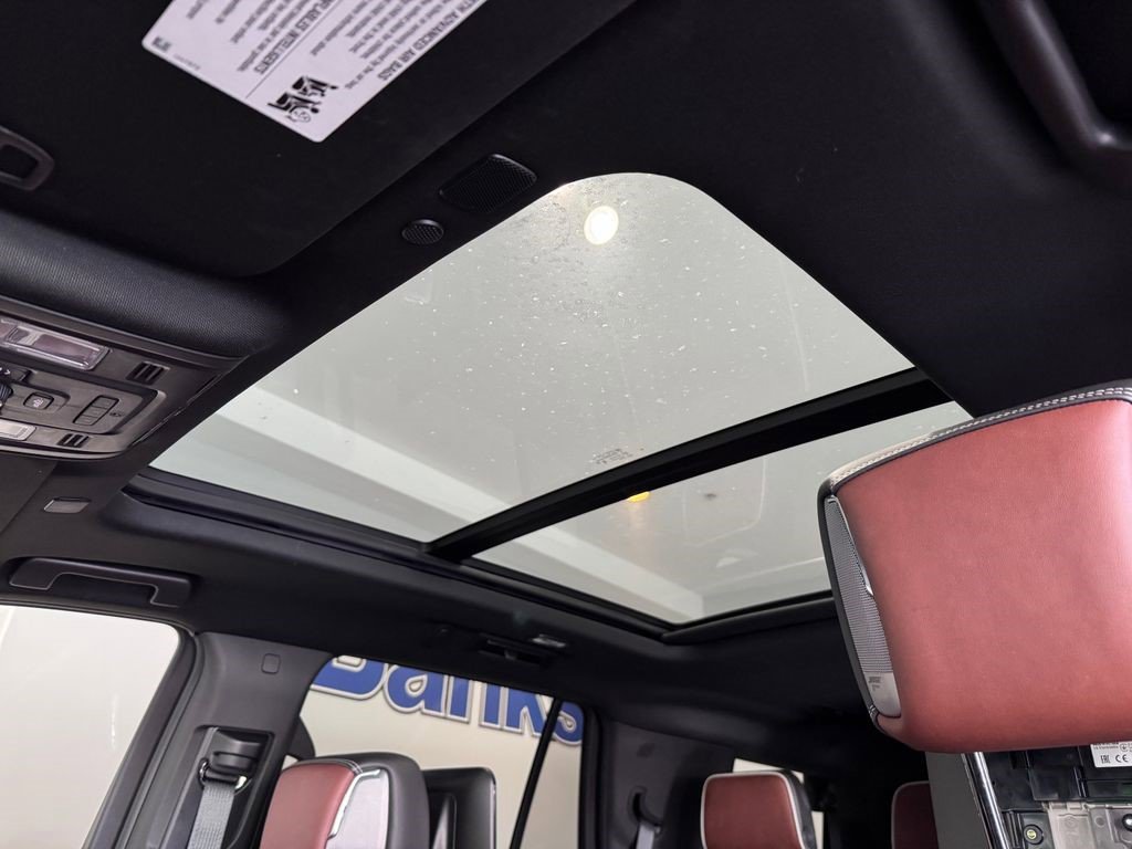 Certified 2023 GMC Yukon Denali Ultimate image 26