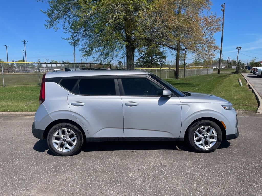 Used 2021 Kia Soul S image 8