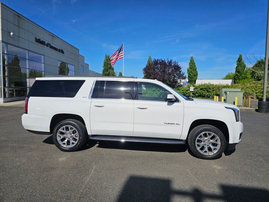 Used 2019 GMC Yukon XL SLT AWD/4WD image 8