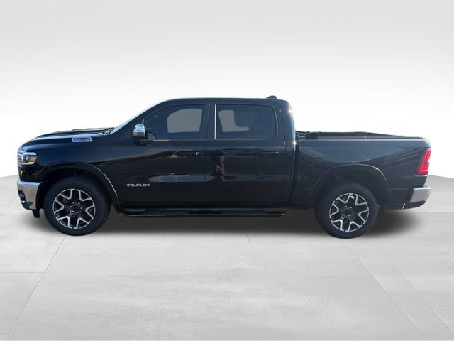 Used 2025 RAM 1500 Laramie AWD/4WD image 2