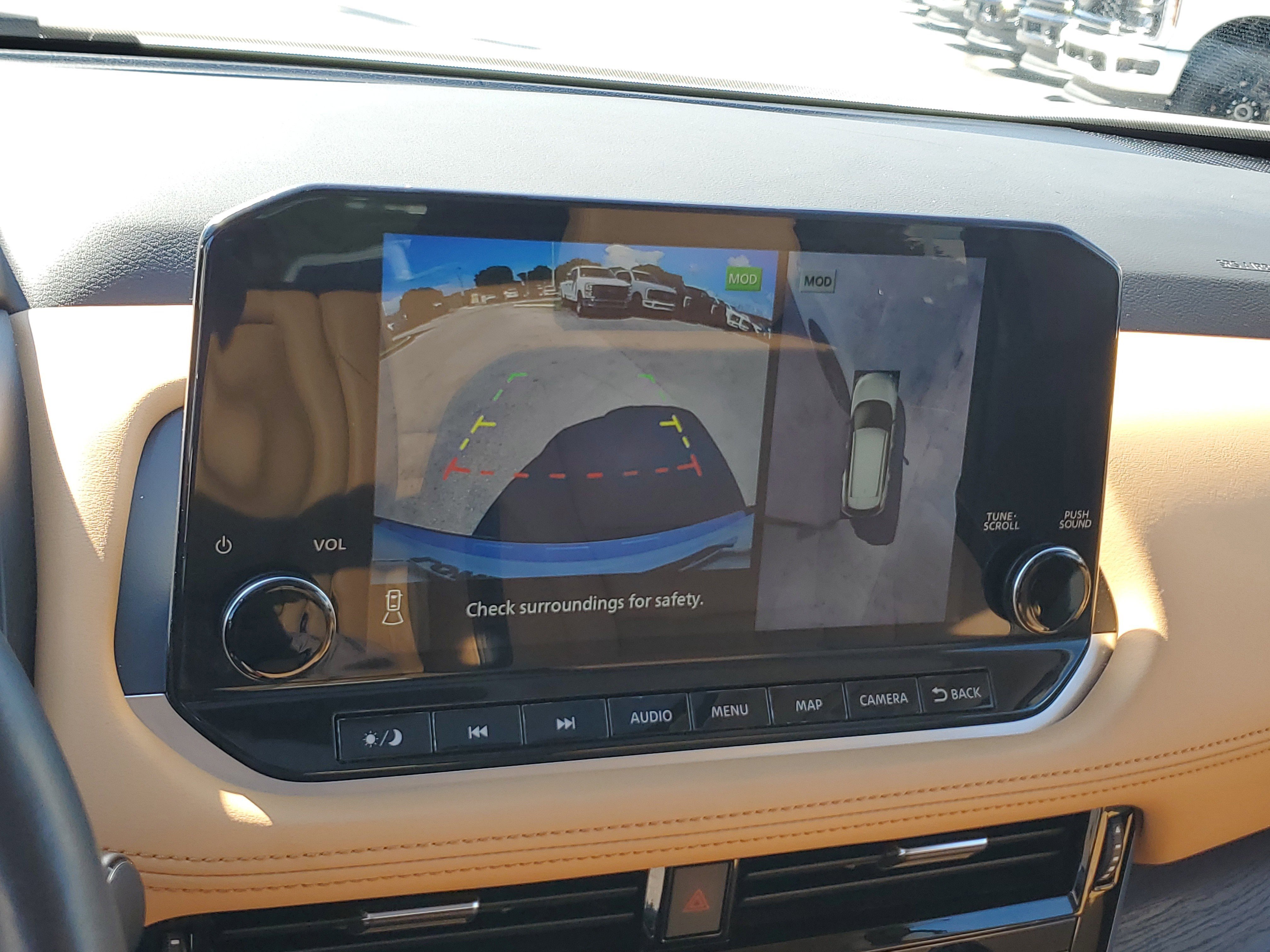 Used 2021 Nissan Rogue Platinum image 7