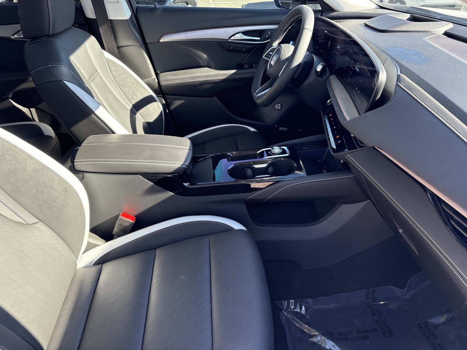 Used 2024 Buick Envision Sport Touring image 34