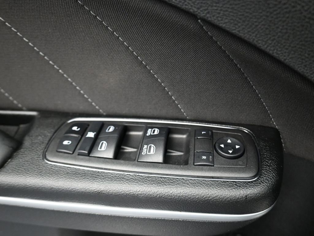 Used 2023 Dodge Charger R/T w/ Performance Handling Group image 13