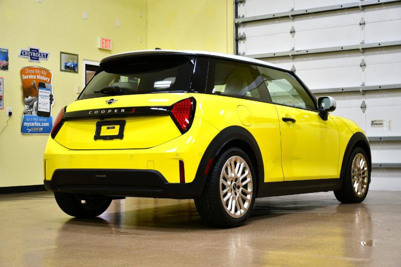 Used 2025 MINI Cooper S image 13