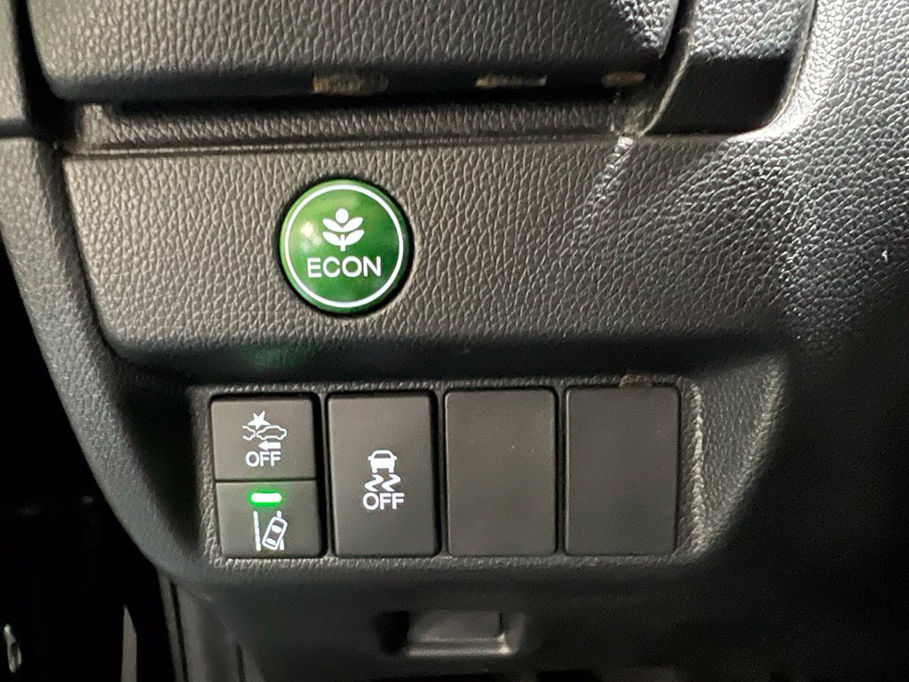 Used 2020 Honda Fit EX image 32