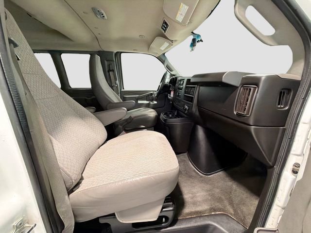 Used 2016 Chevrolet Express 3500 LT w/ LT Preferred Equipment Group image 19