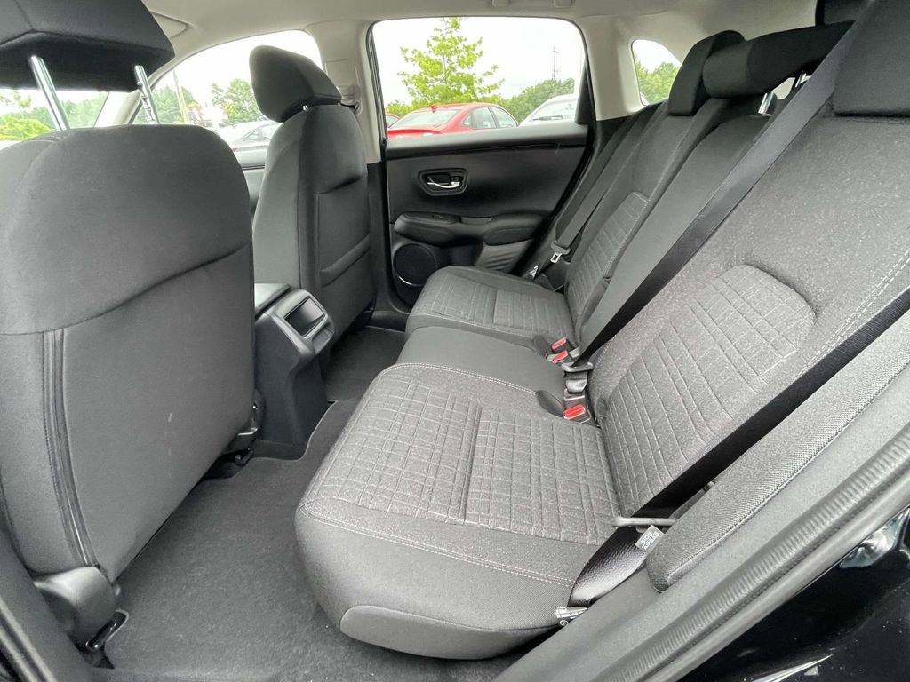 Used 2026 Honda HR-V LX image 12