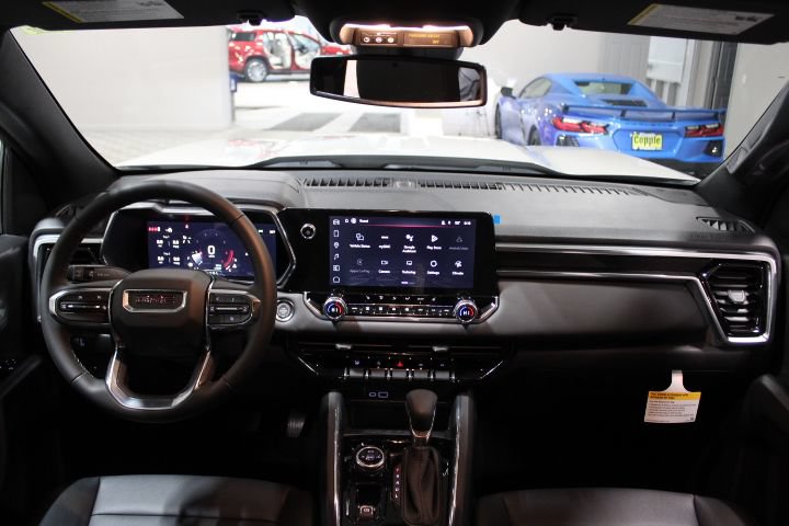 New 2026 GMC Canyon Elevation w/ Convenience Package AWD/4WD image 3