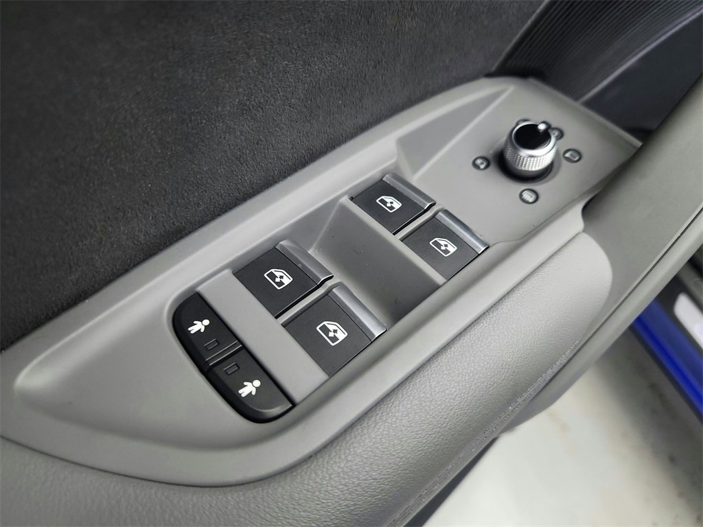 Used 2021 Audi SQ5 Prestige w/ Prestige Package image 20