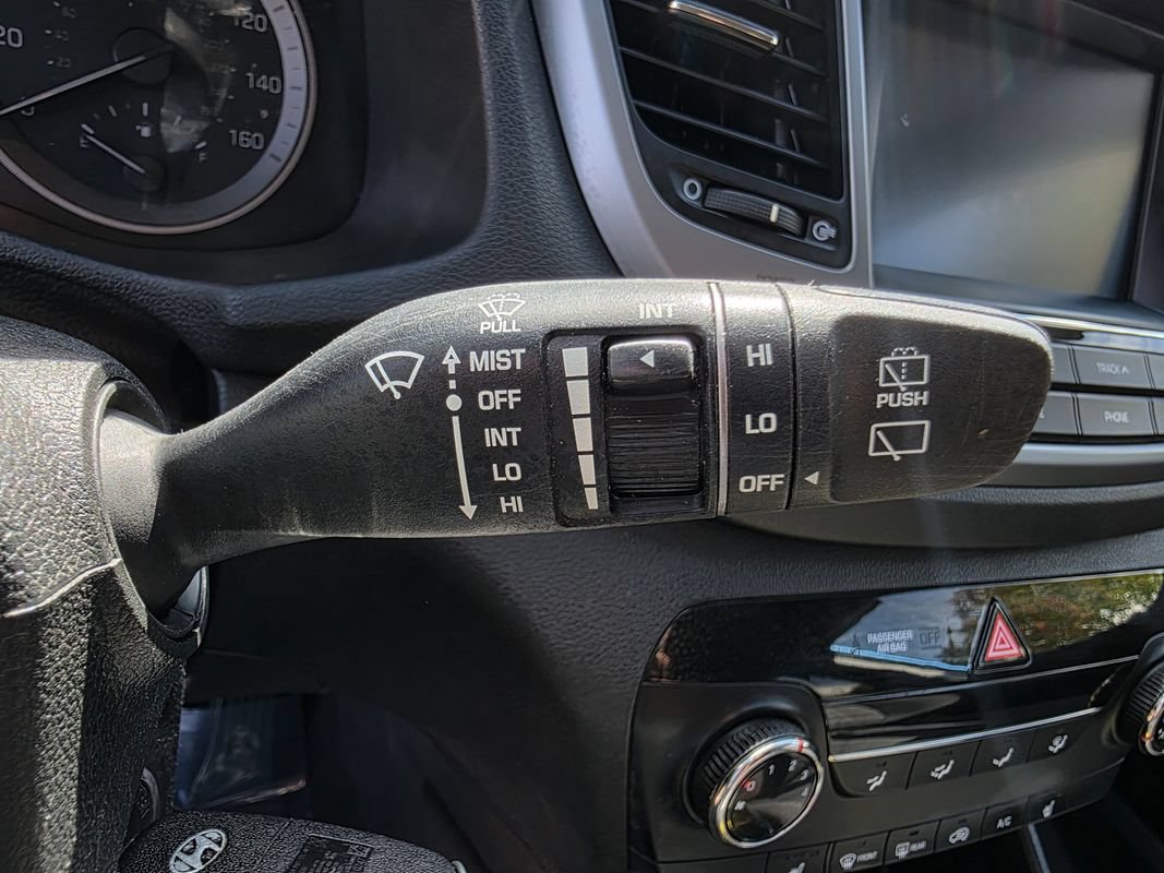 Used 2018 Hyundai Tucson SEL AWD/4WD image 29