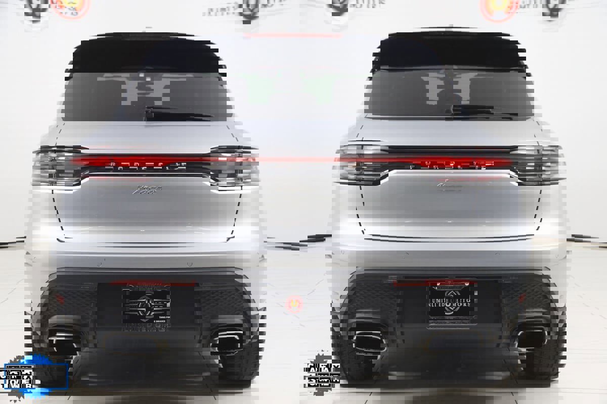 Used 2022 Porsche Macan image 54