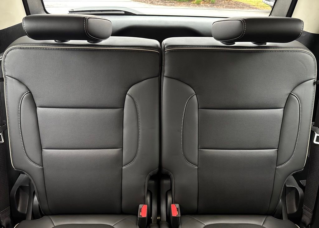 Used 2023 GMC Acadia Denali image 24